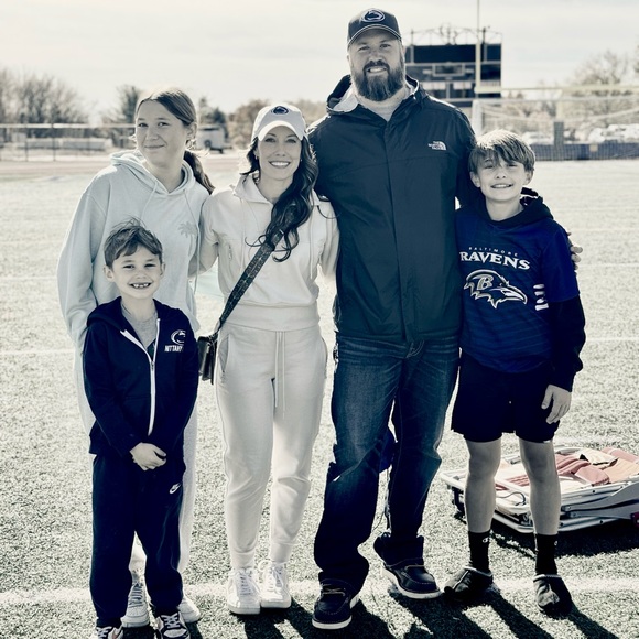 Meet your Posher - Picture 10 of 16